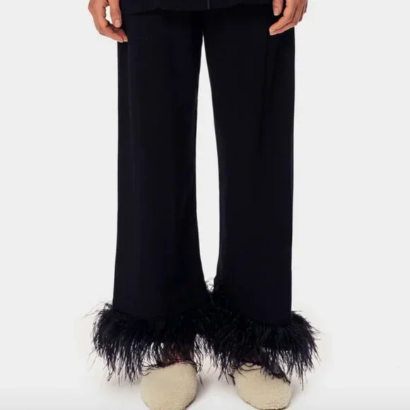 Party Pajamas Set with Detachable Feathers in Black